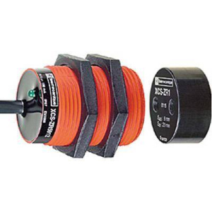 Магнитный и герконовый переключатель Telemecanique Sensors XCSDMR5902